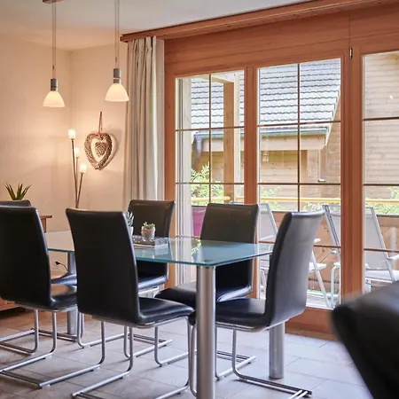 Silberhorn, Outstanding View, Spacious, Family Friendly Lägenhet *