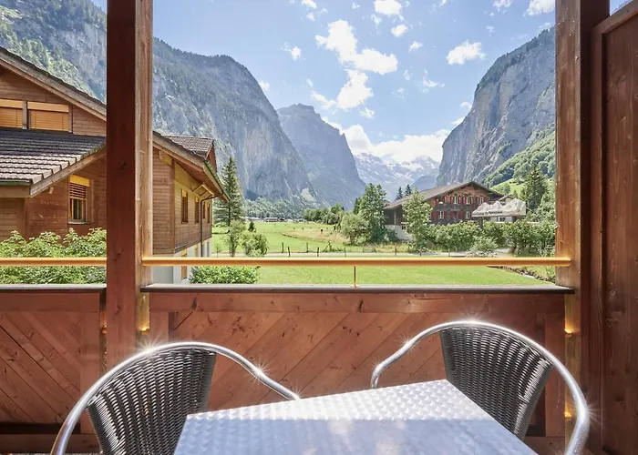 Апартаменты Silberhorn, Outstanding View, Spacious, Family Friendly Лаутербруннен