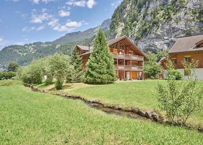 Silberhorn, Outstanding View, Spacious, Family Friendly * Лаутербруннен