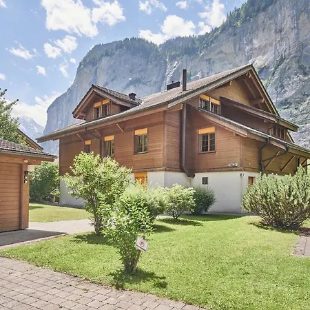 Silberhorn, Outstanding View, Spacious, Family Friendly * Lauterbrunnen